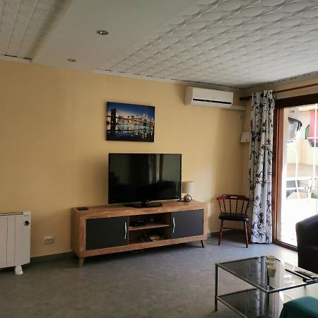 מוריירה Apartamentos Gladys מראה חיצוני תמונה