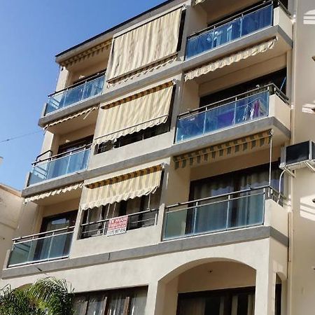 מוריירה Apartamentos Gladys מראה חיצוני תמונה