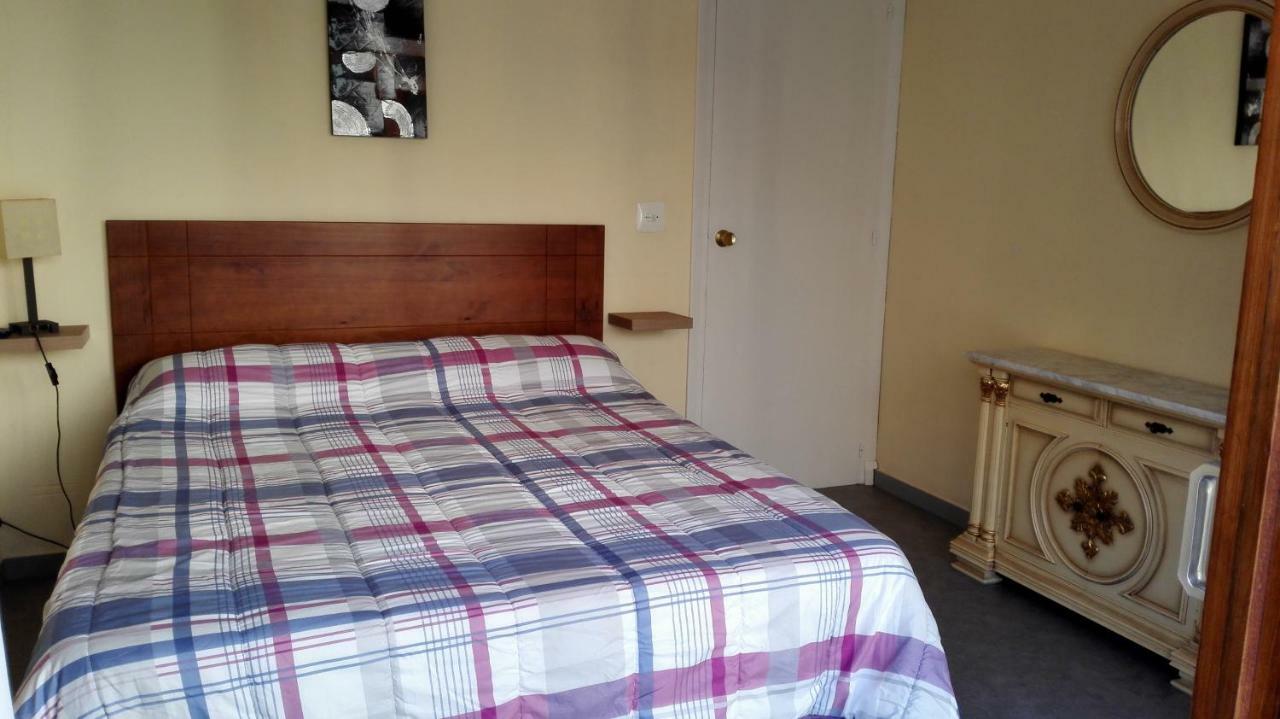 מוריירה Apartamentos Gladys מראה חיצוני תמונה